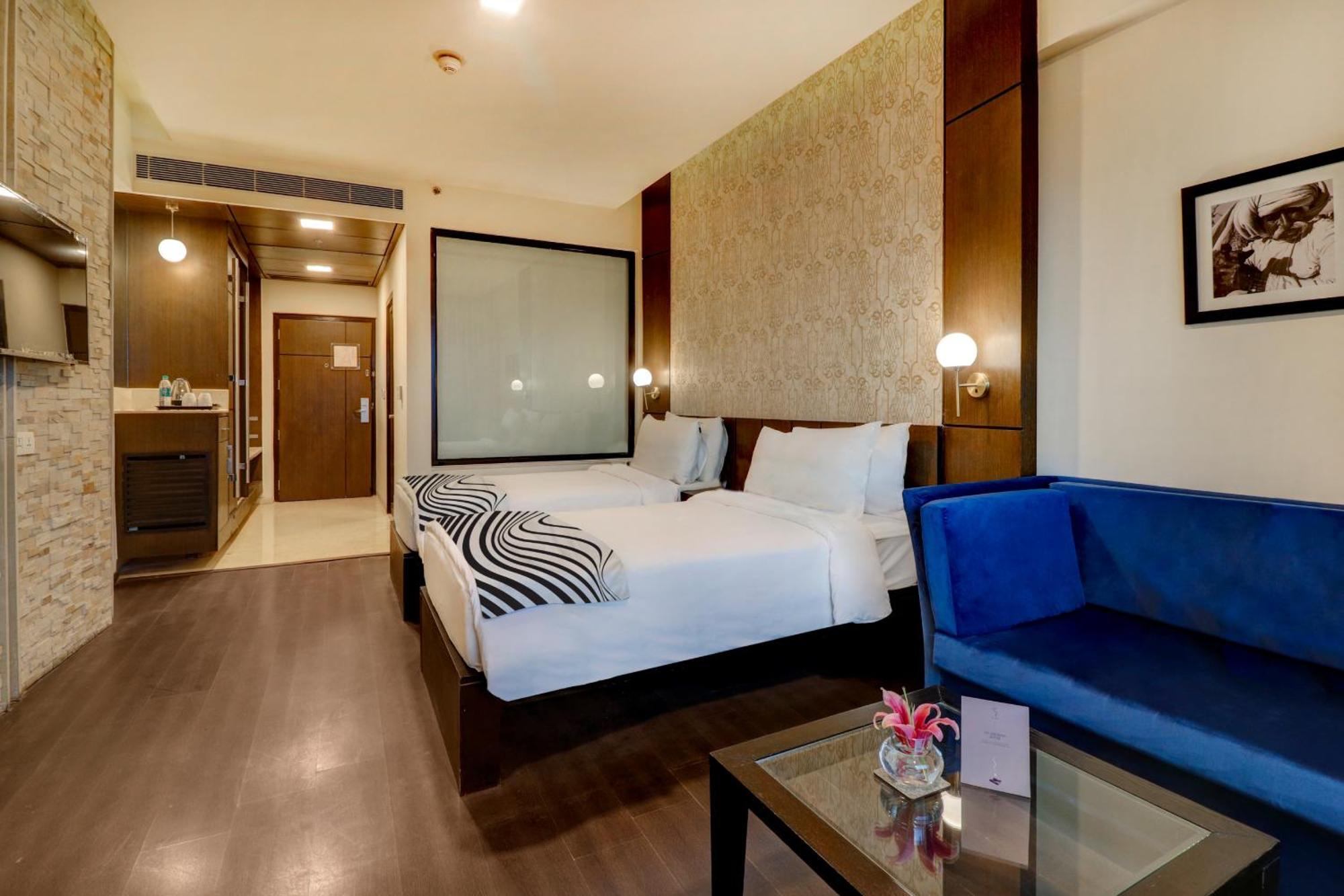 Sunday Hotel Jaipur Eksteriør billede